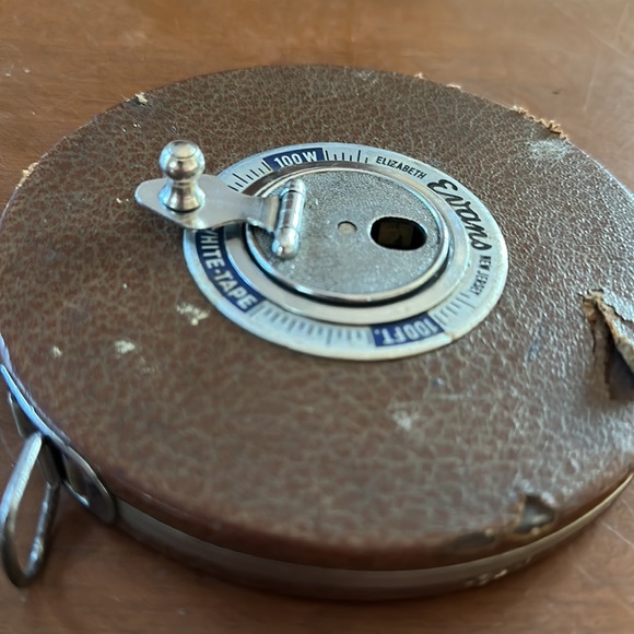Vintage Evans 100 FT Wind Up White Tape Measure with Brown Leatherette Covering - Picture 4 of 5